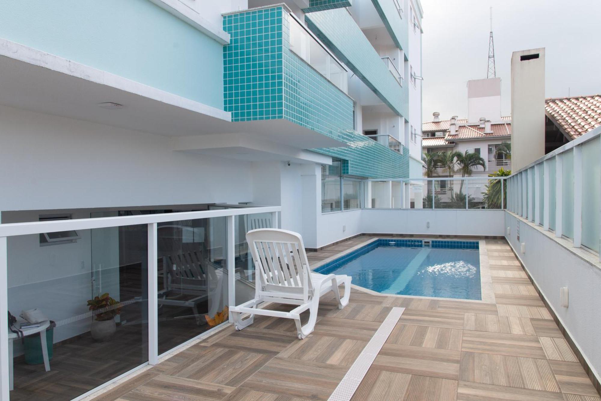 Apartamento 2 Quadras Da Praia, Piscina E Churrasqueira P1595 *
